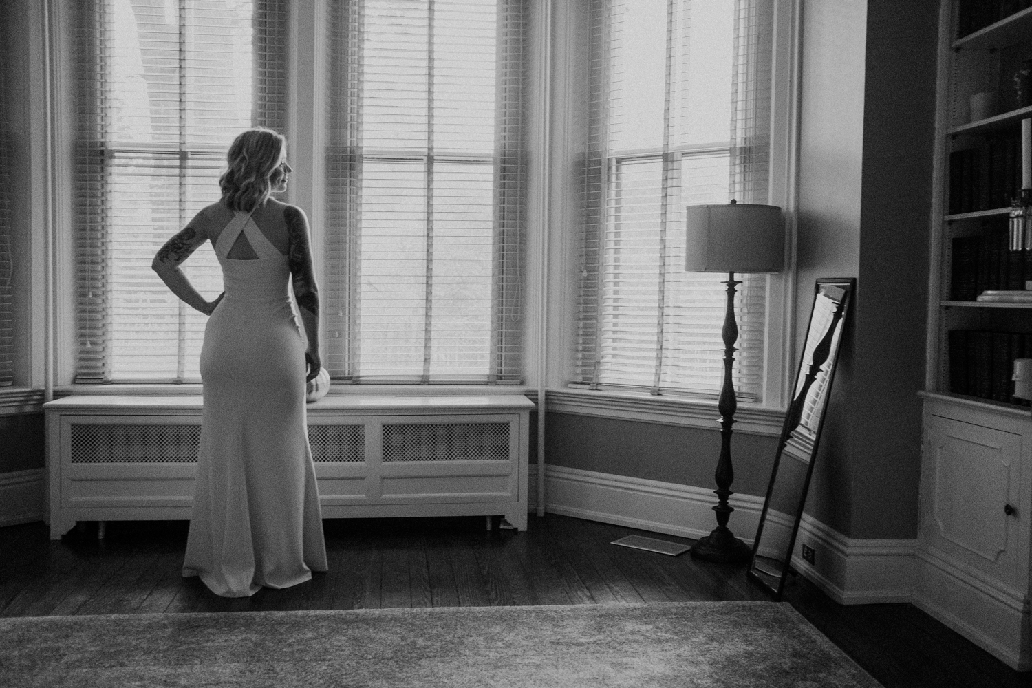 bride getting ready washington dc tudor place wedding