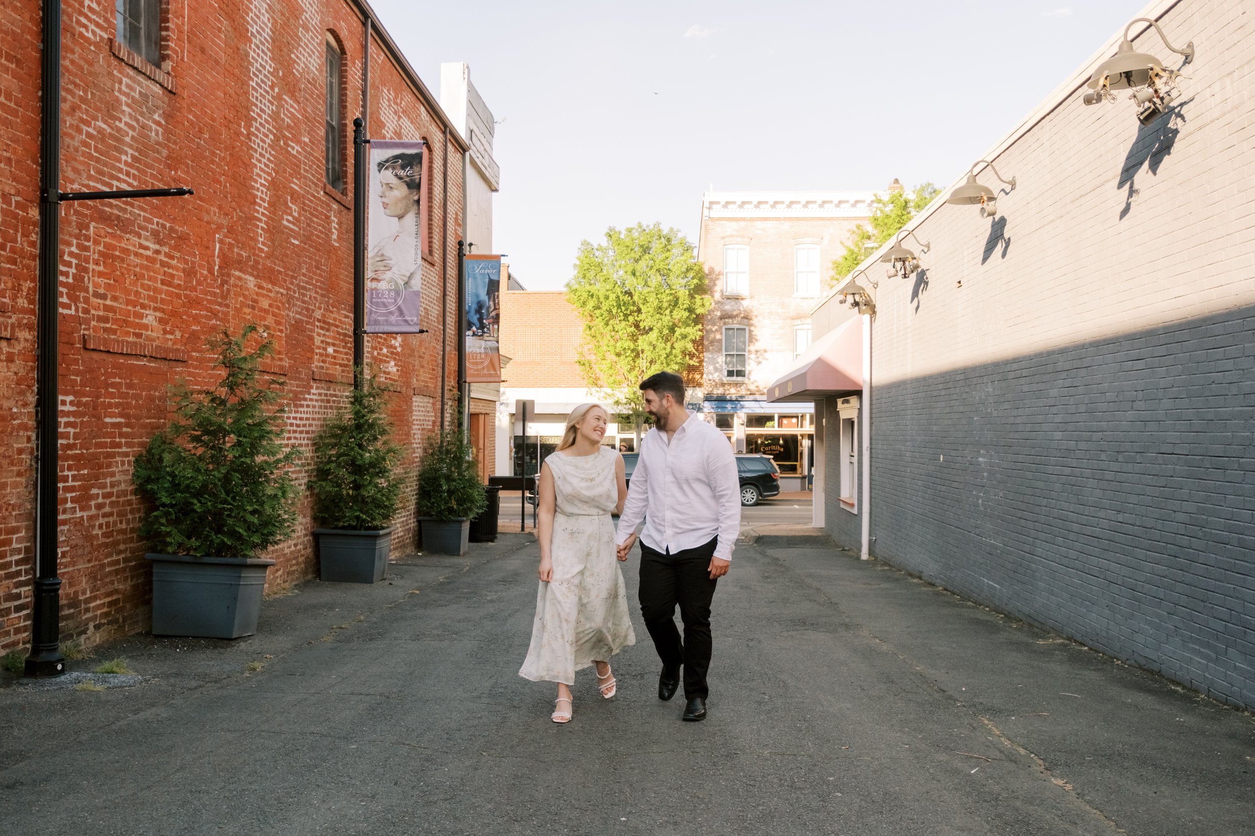 Romantic Downtown Fredericksburg Engagement Session | An Endless Pursuit Photography